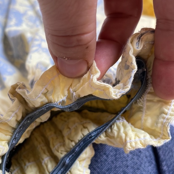 Yellow elastic summer skirt! - Picture 5 of 5